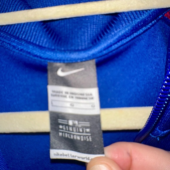 Women's Nike Cubs Zip up Jacket- Large - Picture 5 of 6